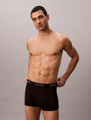 Pack Relaxed Dart Trunks in Red