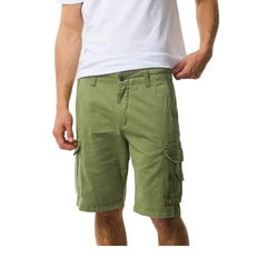 Green cargo shorts with side pockets, ideal for watersports and beachwear
