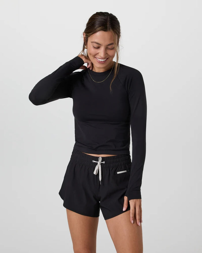 VUORI SURGE SEAMLESS LONG SLEEVE TEE BLACK WOMENS TOP