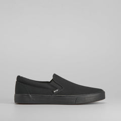 Zapatilla slip on básica NYC